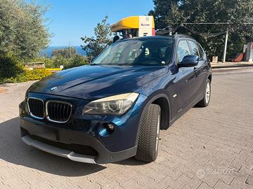BWM X1 xDrive18d Futura