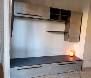 SOGGIORNO / PARETE ATTREZZATA