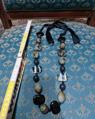 Collarino statement con grandi perle artistiche 