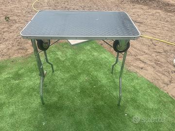 Tavolino carrello da toelettatura
