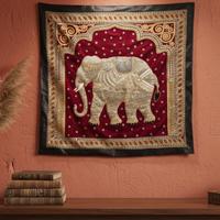Arazzo Etnico con Elefante Oro e Rosso