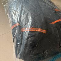 Copertura  con imbottitura antigrandine per auto