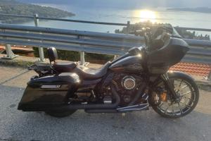 HARLEY-DAVIDSON ROAD GLIDE