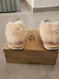Sandali Ugg pelosi