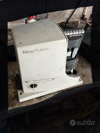 Motore cancello 600kg