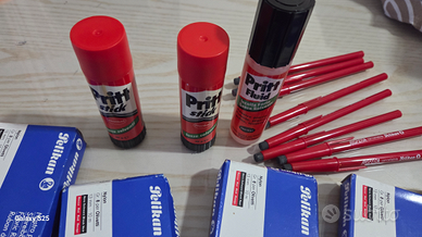 Articoli di cancelleria e per macchina da scrivere