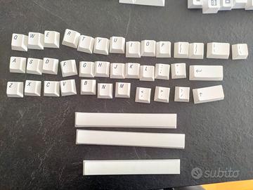Keycaps bianchi set esteso con icone PBT