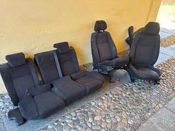Sedili Alfa 159 in tessuto