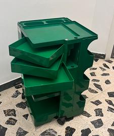 Carrello vintage verde su ruote anni 70