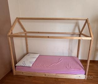 Letto per bambini Montessori casetta