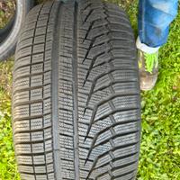 Gomme 225/35 R18 87W/255/35 R18 94V