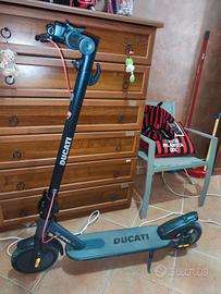 monopattino elettrico 