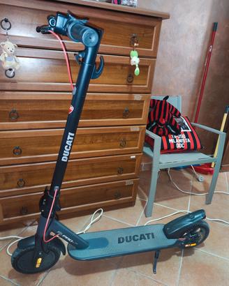 monopattino elettrico 