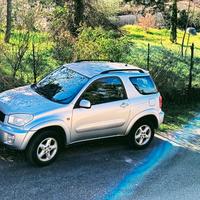 Toyota RAV4 Mk2 2.0 16v