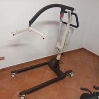 Sollevatore elettrico disabili