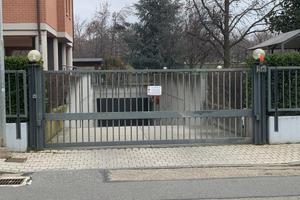 Garage 16 mq con porta elettrica - Rivoli