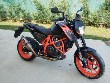 KTM 690 Duke R 2017 - 5.418 km - Kit Evo