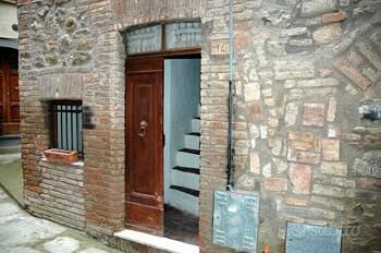 Casa in borgo medievale