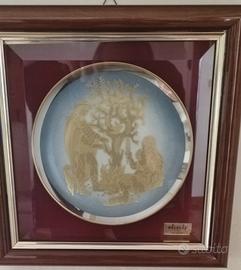 PIATTO IN PORCELLANA, ORO ZECCHINO E PLATINO