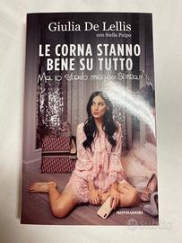 Le corna stanno bene su tutto