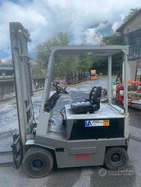 Carrello elevatore Fiat/OM modello E 20 N