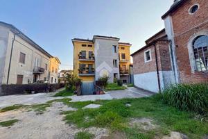 3 LOCALI A SAN PAOLO