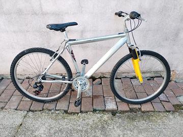 bici da 26 in Alluminio 
