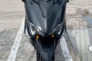 Yamaha T Max 530 - 2017