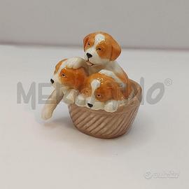 STATUINA CANI NELLA CESTA ROYAL COP