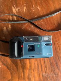 Fotocamera Yashica