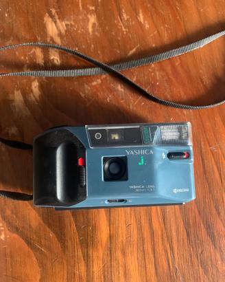 Fotocamera Yashica