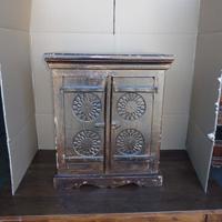 Armadio rustico legno con anta usato