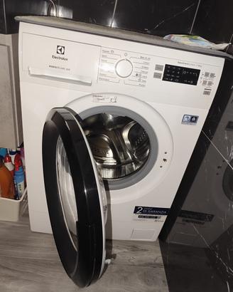 Lavatrice Electrolux SLIM Mod. EW6S560B