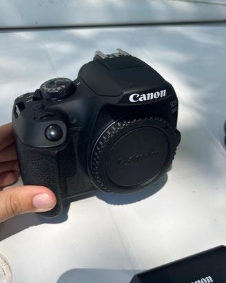 Canon EOS 2000D + Kit Completo Originale