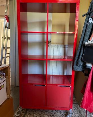 LIBRERIA SU ROTELLE CON CASSETTI ALLA BASE