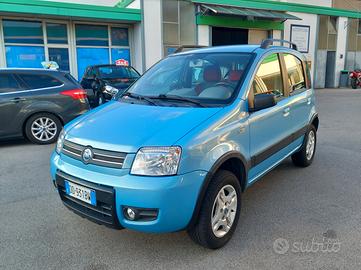 Fiat Panda 1.2 4x4 Climbing GANCIO TRAINO