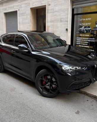 Alfa Romeo Stelvio 2.0 Turbo 280 CV Competizione