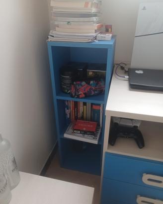 scrivania,comodino, mobile appendibile 