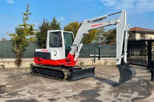 E116 Escavatore 50 q Takeuchi TB250