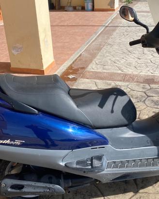 HONDA PANTHEON 125 – 1999 – SOLO 4.000 KM – CONSER