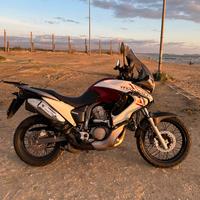 Honda Transalp XL 700