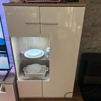 Mobile del salone ( tutto vuoto )