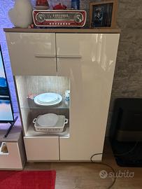 Mobile del salone ( tutto vuoto )