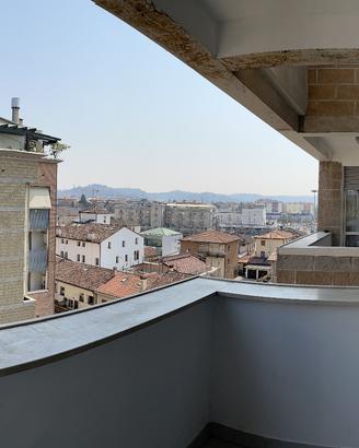 4 Locali Bicamere Arredato Zona Fiera A4 VI-OVEST