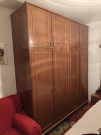 Armadio classico in legno massello – Eleganza senz