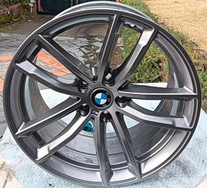 4 cerchi BMW da 18 originali come nuovi