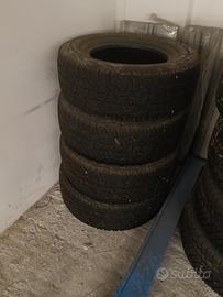 set pneumatici fuoristrada 245/70/R16 Pajero sport