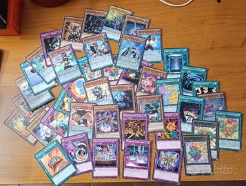 Deck Yu Gi Oh "Mago Pendulum ed Artistamico" 