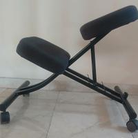 Sedia con appoggio per ginocchia