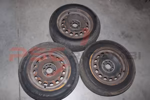 Kit n°3 cerchi in ferro R14+pneumatici Fiat Punto